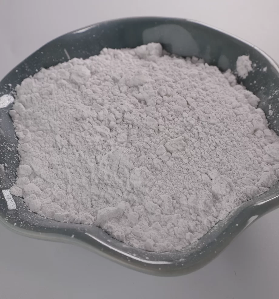 Digunakan dalam serbuk industri pembinaan