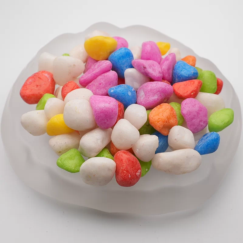 Tingkatkan landskap anda dengan batu permata yang elegan dan batu kerikil